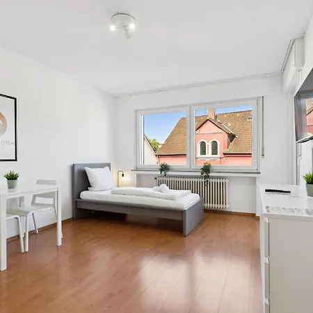 Modernes 2 Schlafzimmer Mit Balkon *